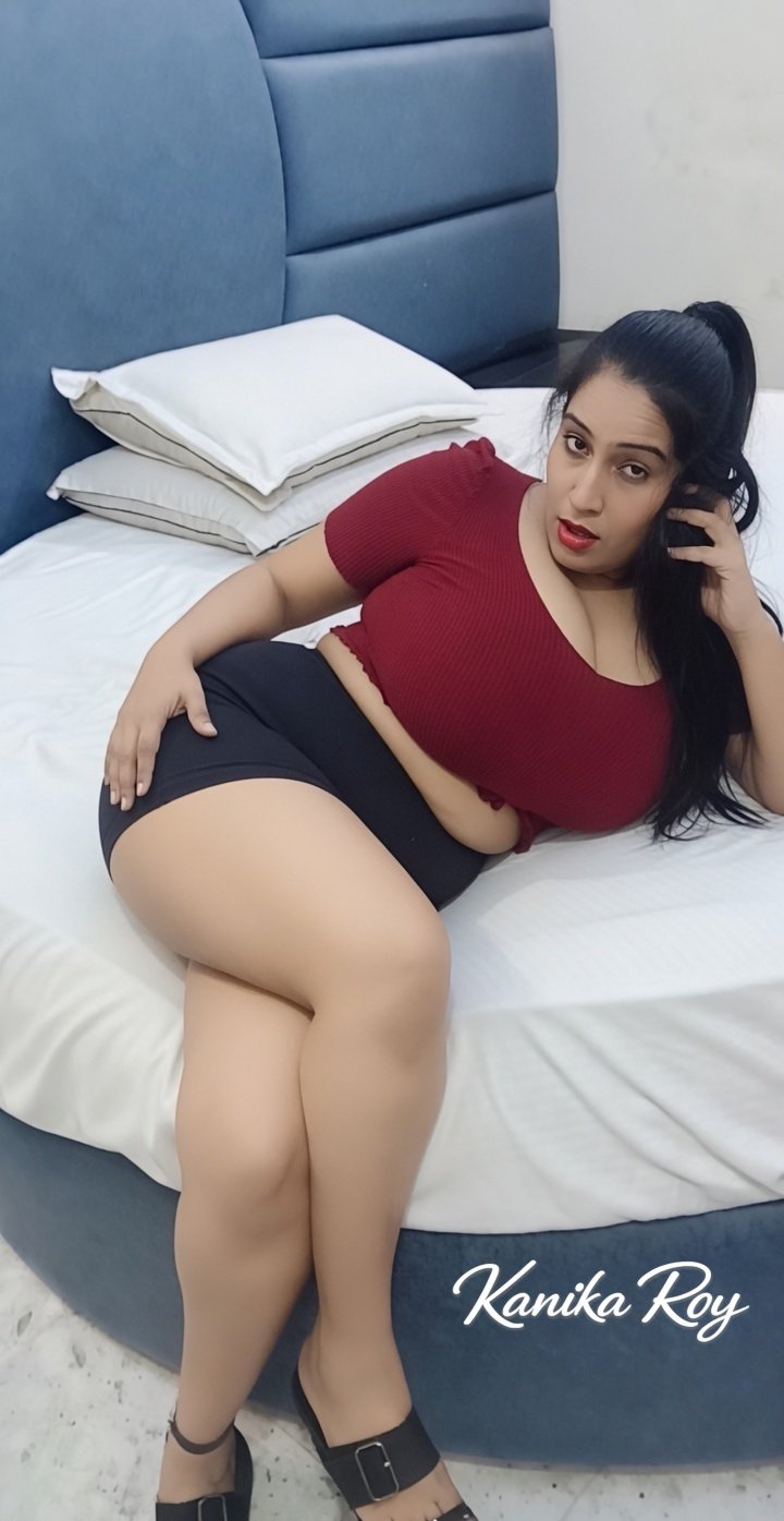 Anika – Thick Curvy Banarasi Bombshell | Voluptuous Independent Call Girl in Varanasi gallery image