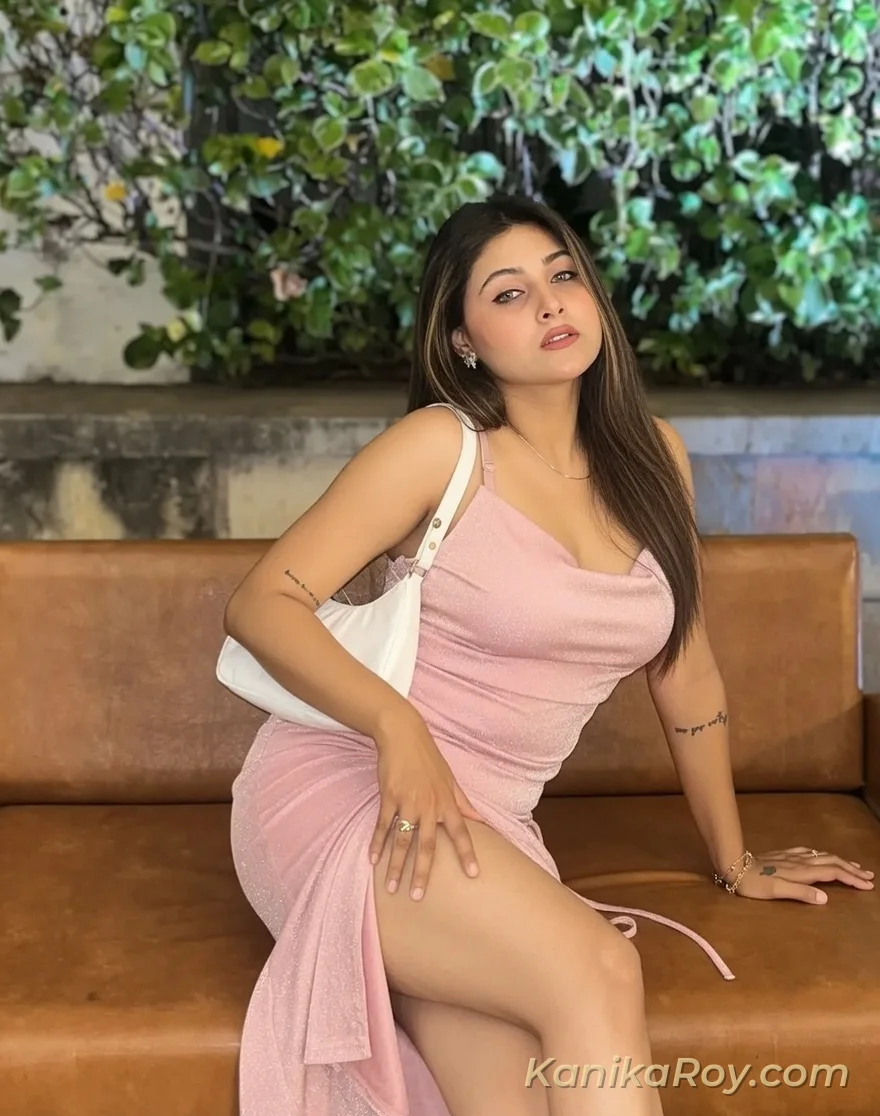 Pooja Vora – Sultry & Playful Beauty with Killer Figure in Siliguri